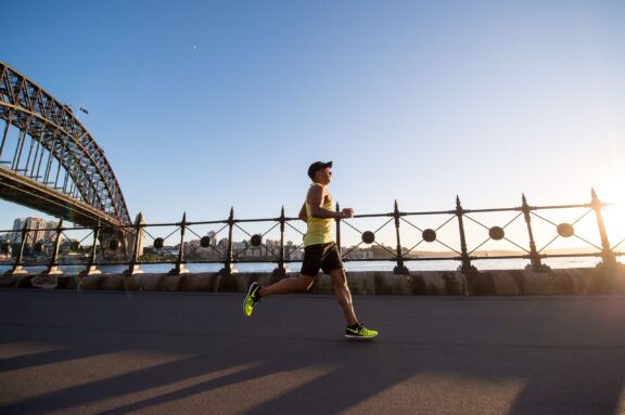 Shin Splints & Stress Fractures: Symptoms, Treatments, & Prevention Tips